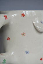 Load image into Gallery viewer, FLORAL TIT-TEA