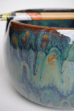 Load image into Gallery viewer, PEACOCK BOWL - *SECOND*
