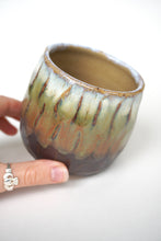 Load image into Gallery viewer, CARVED TUMBLER

